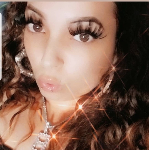 Poshmark profile picture for @rebuttal